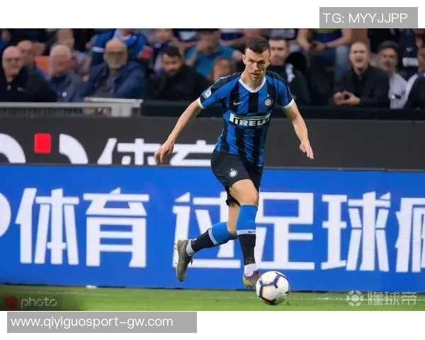 PSV总经理回应国米未报价佩里西奇明确表示他将继续留在球队 PSV总经理回应国米未报价佩里西奇明确表示他将继续留在球队