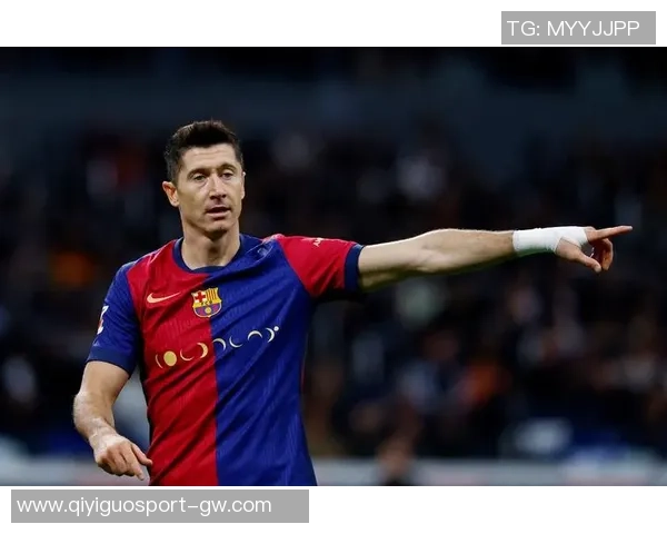 莱万年薪超2000万欧愿降薪留巴萨展现忠诚态度